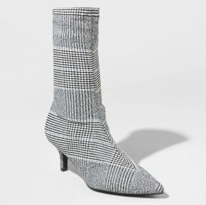 BETTE plaid kitten heeled bootie